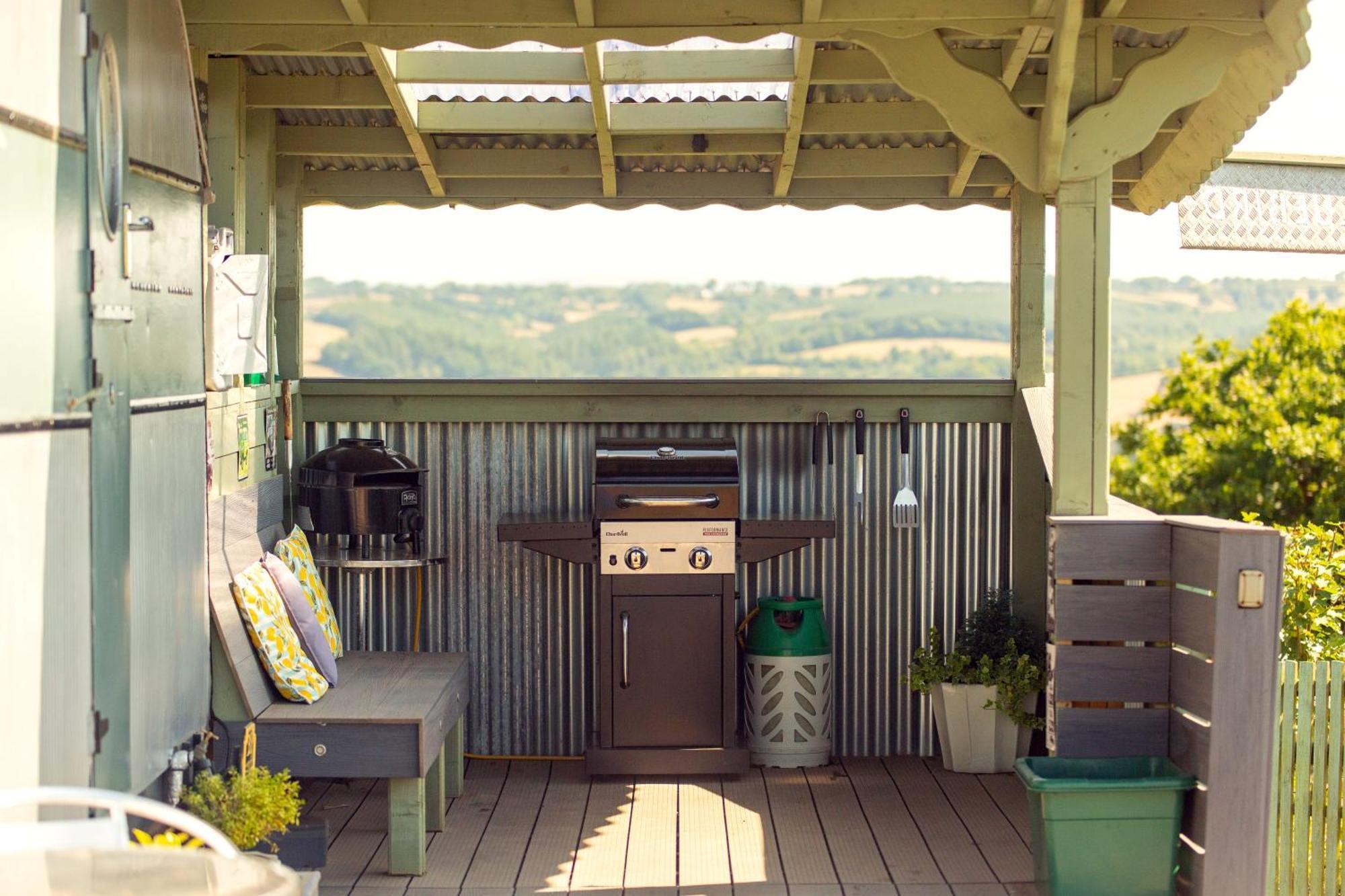 Bluebird Penthouse & Land Rover Hot Tub Villa High Bickington Exterior photo