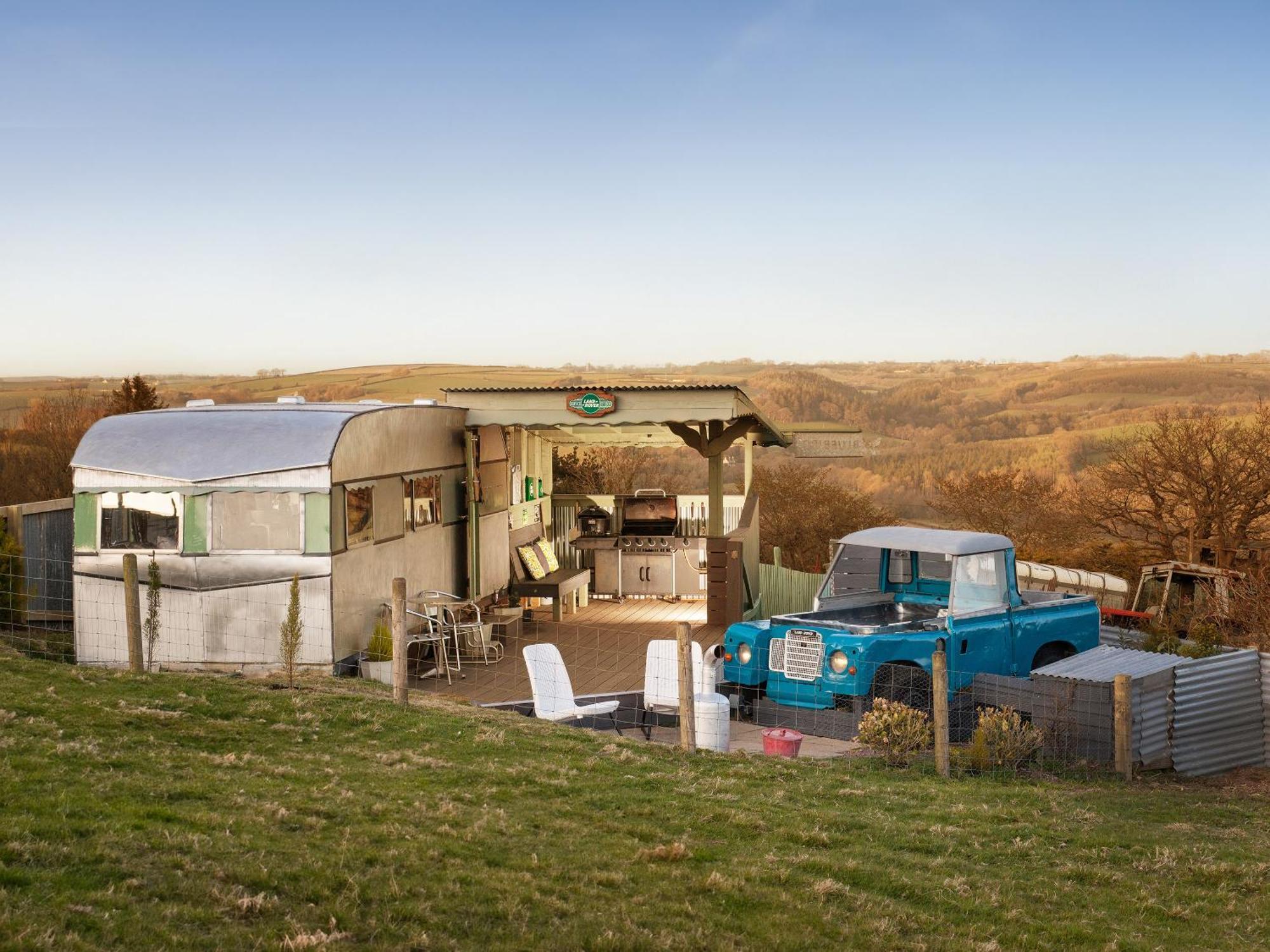 Bluebird Penthouse & Land Rover Hot Tub Villa High Bickington Exterior photo